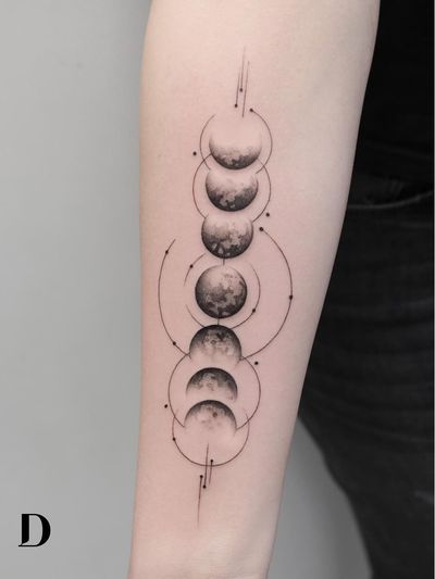 Beautiful tattoo by Deborah Genchi #DeborahGenchi #debartist #realism #realistic #illustrative #watercolor #blackandgrey #moonphase #moon #geometric #minimal #fineline #Linework #dotwork