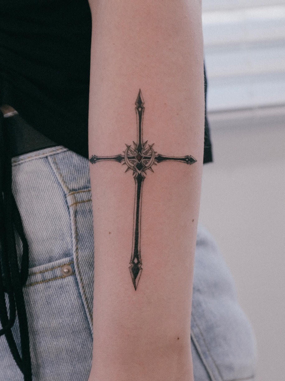 Share more than 77 sword cross tattoo best thtantai2