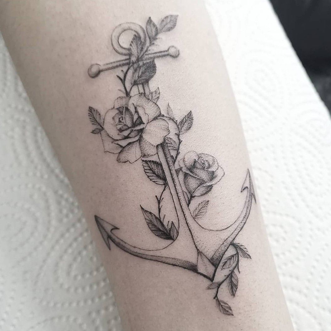 Vintage anchor entwined with roses and leaves  Rose tattoos for women  Forearm tattoo women Anchor tattoos