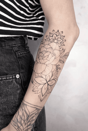 Tattoo by l’atelier tattoo