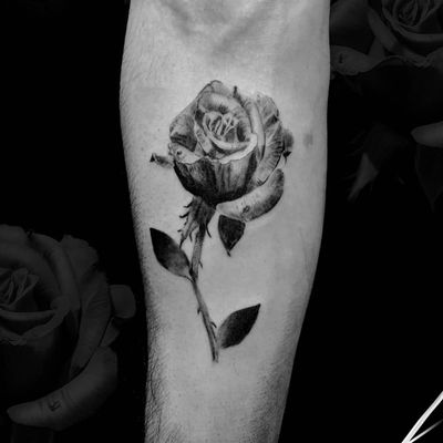Instagram: @rusty_hst Black and grey rose 🌹 🌹 🌹 #rose #microtattoo #losangeles