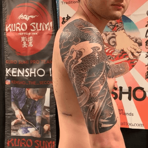 All shade and color by hand. At @inkmaniaexpo ・・@kurosumitattooink #kurosumi #kurosumiink #kurosumitattooink ・・・appointment via e-mail kensho@japantattoo.net・・・・#stpetersburgflorida #tebori #handpoke #horimono #irezumi #japantattoo #japanesetattoo #japaneseirezumi #wabori #traditionaltattoo #japaneseart #inked #tattoo #tattoos #tattoolife #irezumicollective #tattooartisan #tattooedguys #tatuaje #手彫り #刺青 #dragontattoo  #japaneseart #floridatattoos #staugustine