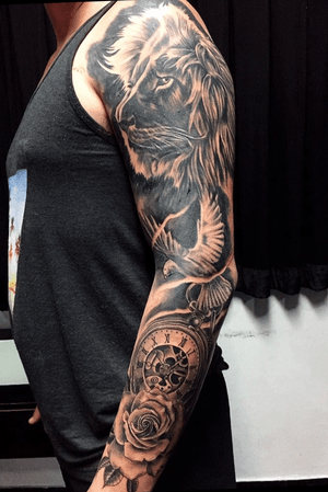 Sleeve by Eric.