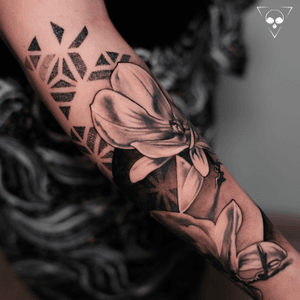 Tattoo by Massolit