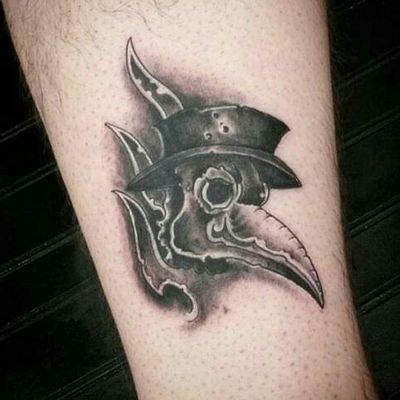 Plague doctor flash from Halloween... #plaguedcotor #halloweenflash #halloween #webofwyrd #wayofwyrd #rune #runes #runetattoo #norse #norsetattoo #viking #vikingtattoo #pict #picttattoo #pagan #pagantattoo #heathen #heathentattoo #woad #woadtattoo #woadblue #blackwork #blackworker 