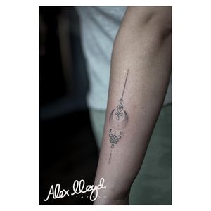 Unalome and intials for Chloe 🌙