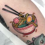 Ramen noodles tattoo by Rhi Hustwayte #RhiHustwayte #ramentattoos #ramennoodles #noodletattoo #foodtattoo #ramen #Japanese #egg #chopsticks #color #newschool #lowerleg #leg