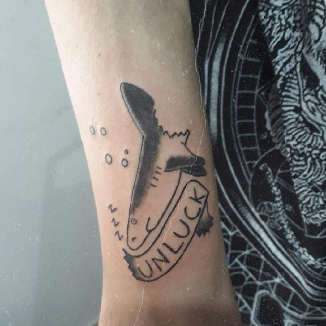 Tattoo uploaded by Viktor Petrenko • Fogo na igreja. Inspirada no black  metal norueguês • Tattoodo