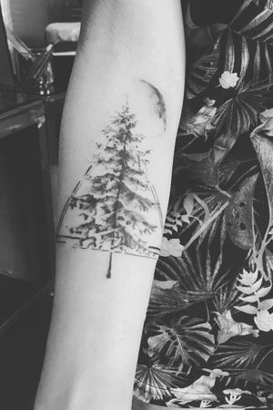Tattoo by Perimetro Urbano Tattoo