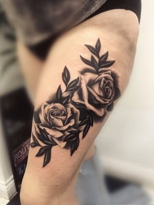 Black and grey roses