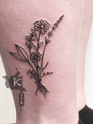 By Kirstie Trew • KTREW Tattoo • Birmingham, UK 🇬🇧 #flowertattoo #lineworktattoo #linework #sprigs #blackwork #flower