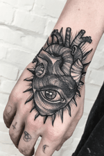 All seeing heart tattoo by Arsen ) will make more wrist tattoos with pleasure 🖤👁 #wristtattoo #wroclaw #wroclawtattoo #arsentts #dotwork #whipshading #hearttattoo #blackwork #allseeingeye #darkart #blacktattoo #tattoooftheday #dziara #tatuaz 