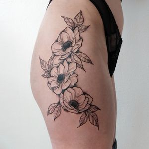 Floral hip tattoo, done in Utrecht, Netherlands.