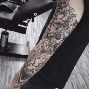 #tattoos #tattoo #tattooed #tattooist #tatuajes #tattooart #art #inked #ink #tatuagem #blackwork #tattoomodel #black #tattoo2me #flowertattoo #color #lovetattoos #tattooer #vegano #vegan #blackfriday #chiletattoos #chiletatuajes #lettering #fullcolor #love #blakwork #tattoostyle #tattoo2us #drawing #tattooartist #tattooinspiration #blxckink #electricink #artist #blackworkerstattoo #tattooartists # #blacktattoomag #blackworktattoo #tattoolife #geometrictattoo #finelinetattoo #tattooideas #tattooing #inktattoo #tattoodo