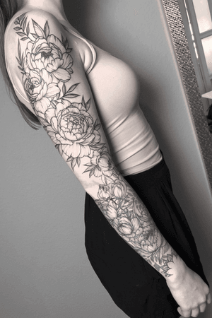 Forearm healed, upper arm is fresh&not finished yet.:)