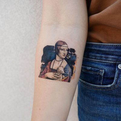 Da Vinci tattoo by Sol Tattoo #SolTattoo #famouspaintingtattoo #famouspaintings #painting #fineart #art #tattooidea #davinci #ladywithanermine #ermine #lady #portrait