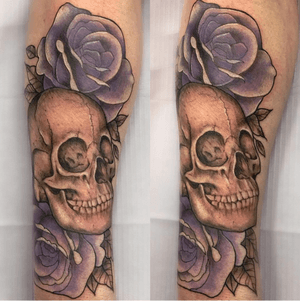 Skull and roses by Kelsey