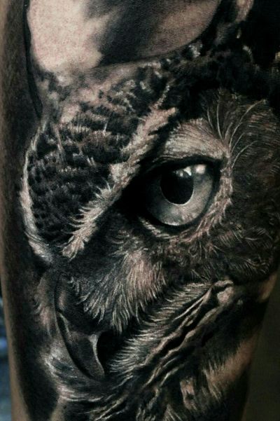 Owl realistic Tattoo.. #blackandgreytattoo #owltattoo #owl #eye #tatuaje #tatuagem #tatuaggiorealistico #tatuaggio #realistic #tattoooftheday #tattoos #blackandgrey 
