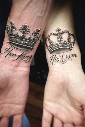 #couplestattoo #kingandqueen #kingandqueentattoo #kingtattoo #queentattoo #king #queen #herking #hisqueen #wristtattoo #crown #crowntattoo