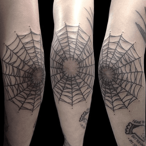 #spiderwebtattoo #oldschooltattoo #traditionaltattoo #tattoo #tatuagem #tatuagemoldschool #tatuagemtradicional 
