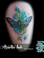Watercolor death moth #tattoo #tattoos #design #watercolor #aquarell #deathmoth #freshlyinked #freshink #watercolortattoo #aquarelltattoo #watercolormoth #eternalink