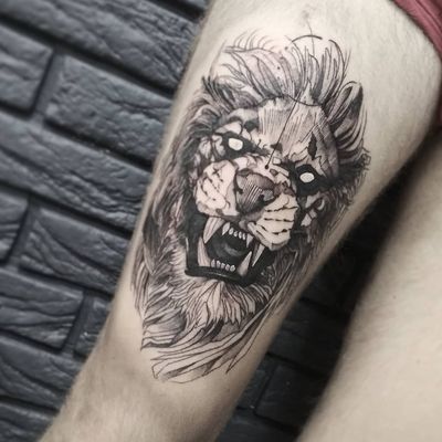 "Lion" - coverup tattoo on the leg. Love this style. There are mostly lines and dots. ▪ #тату #лев #trigram #tattoo #lion #inkedsense #tattooist #кольщик 