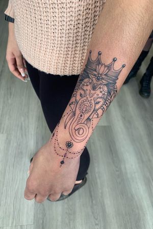 Tattoo by Thirteen tattoo and body piercing 