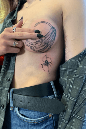  #Lostgardentattoo #tattoo #tattoos #ink #inked #linework #silverbackink #realismtattoo #bngtattoo  #tattoosofinstagram #tattoolife #tattooart #tattoodesign #tattooartist #fkirons #stencilstuff #tattooist #killerink #uktta #uktattooartist #essex 