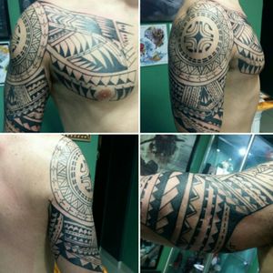 Tatuagem em estilo Maori / Tribal