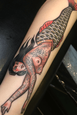 Diving sirena by Khimz #khimztattooer #traditionaltattoo #traditional #sirena #tattooartist #Tattoodo #skinartmag #skinart 