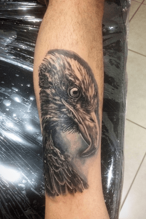 Eagle #eagle #bng #bngtattoo #realistic #tattoooftheday #blackandgrey #photooftheday 