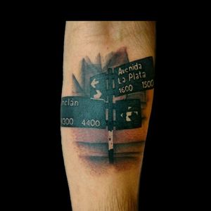 Laburillo de hoy.. #inked #ink #inkplay #tattoodo #tattoo #street #callesargentinas #tattoo #sanlprenzo #sanlorenzoargentina #luchotattoo #luchotattooer 