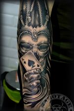 #tattooist #tattooed #inked #ink #tattoo #tattoos #tatted #inkeeze #bodyart #tattedup #inkedup #tats #tattootuesday #tattooartist #bodymods #bodymod #tattooing #newtattoo #beautifulink #girlswithink #girlswithtattoos #chickswithink #chickswithtattoos #womenwithtattoos #womenwithink #tattooedgirls #purpleglide #skulltattoo #skull #skulltattoo