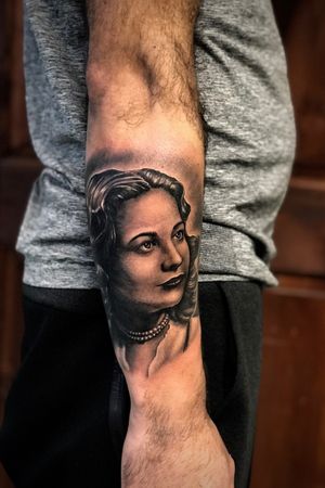 Realism tattoo style