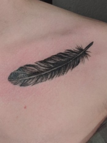 Tattoo uploaded by Faith • Got my first Tattoo! It's a crow feather ♥️ • Tattoodo