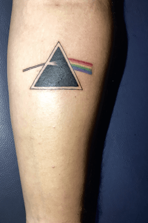 Pink Floyd forearm piece I did over 2 years ago. Done in one session. Care to follow my Instagram @gmmtattoons