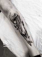 By RO. Robert Pavez • Black Whale 🖤 • Done in studio inkdistrictamsterdam • 🇳🇱 2019 #engraving #dotwork #etching #dot #linework #geometric #ro #blackwork #blackworktattoo #blackandgrey #black #tattoo #fineline