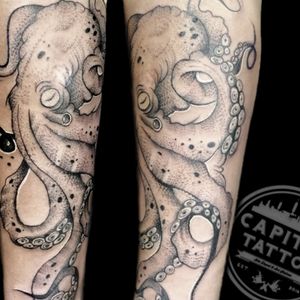 Tattoo realizado por Bob Rilloo 🤟😉 en Capital Tattoo México conoce a nuestros artistas, pide tu cotización sin compromiso 😎
.
.
.
.
.
#bobrillo #capitaltattoo #tattoo #tatuaje #brazo #fuckingvida #pulpo #kraken #tinta #octopus #ink #inked #tattooed #tattooartist #tattooart #tattoolife #inkedup #inkedgirls #girlswithtattoos #instatattoo #bodyart #tattooist #tattooing #tattooedgirls #blackwork 