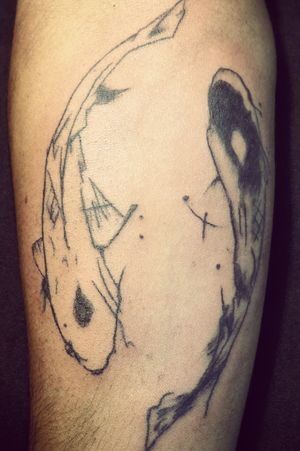Yin Yang Koi Fish Tattoo#ink #inked #inkedup #femaletattooartist #desingtattoo #proyect #inkedgirl #inkedlife #inkedwoman #art #work #artwork #womensempowerment #femaleartist #ensenada #bajacalifornia #mexico  #yinyangkoifishtattoo #koifishtattoo #koifish #yinyang 
