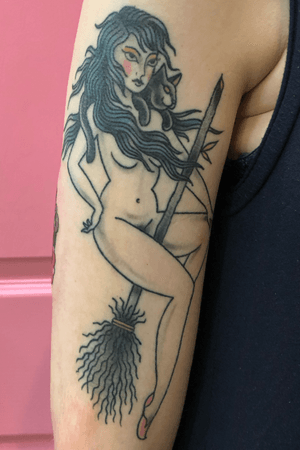 Healed witchy pin up 
