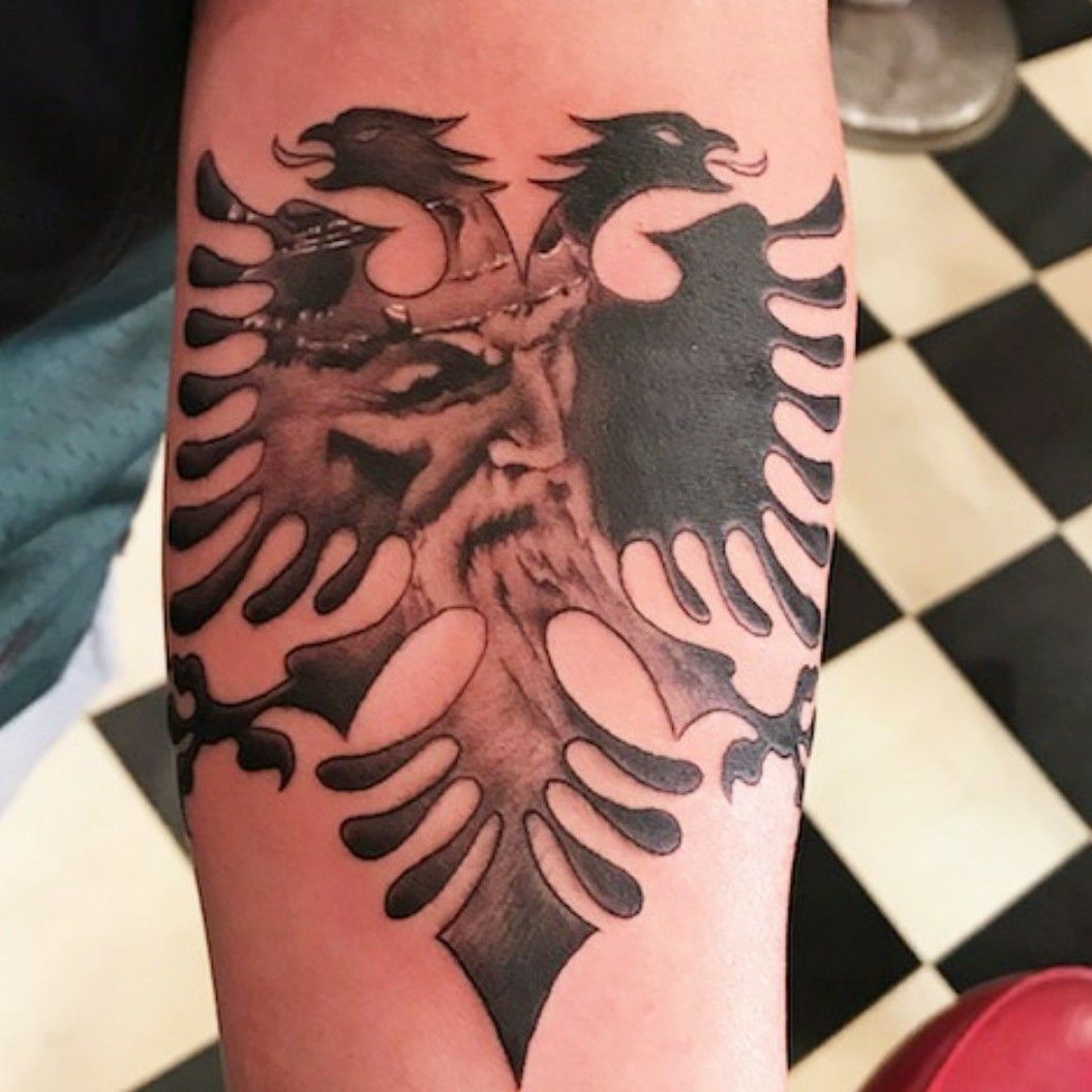 Delvirus on Twitter Albanian eagle on joeyshotz first tat Sat like a  champ tattoos tattooed tattooart tattooink BodyArtSoulBK  httptcoZbXBeLeY9m  Twitter