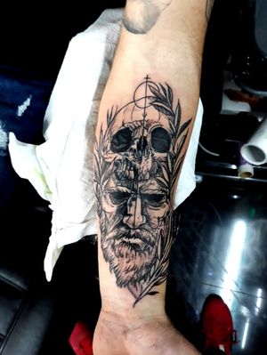 Cover up tattoo of a big name. Lower arm 1 session. Skull with romanface. Sketch tattoo. Black ink only. #Tat2holics #coveruptattoo #lowerarm 