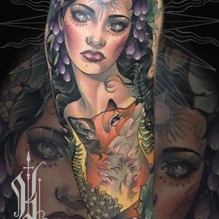 Tatuaje neotradicional de Kat Abdy #KatAbdy #neotraditional #fineart #Artnouveau #detailed #painterly #portraits #lady #magic #esoteric #arm # fox #floral