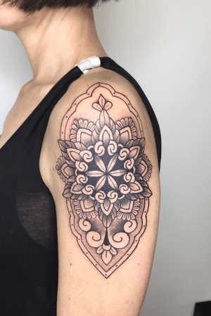 Tattoo by Left Hand Studio Roma