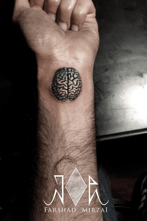 Brain!!  tattoo artist: فرشاد ميرزايي   #realistictattoo #Tehrantattoo  #تتو   instagram: @joeart_tattoo    phonenumber: 09394621722