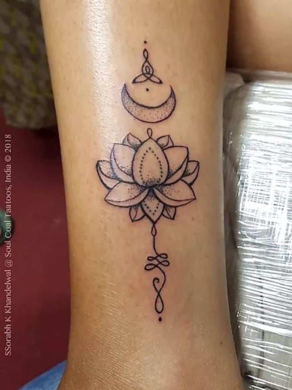 Tattoo uploaded by SSorabh Khandelwal • Unalome tattoo with a beautiful  lotus. A spiritual tattoo #tattoo #blackwork #tattoosforgirls #momandchild  #wheredelhigetsinked #tattooideaformoms #tattooideas #UnalomeTatuagem # unalometattoo • Tattoodo
