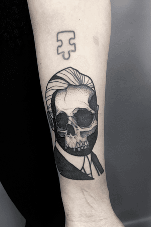 #tattoo #ink #inked #tattoodo #skull #blackwork #graphictattoo 