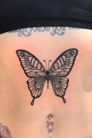 Black butterfly #black #butterfly #blackwork #stipple #blackandgrey #blackandgreybutterfly #tummytats #sternum #girlswithtattoos 