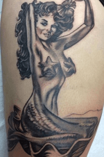 Blk/shade pin up mermaid
