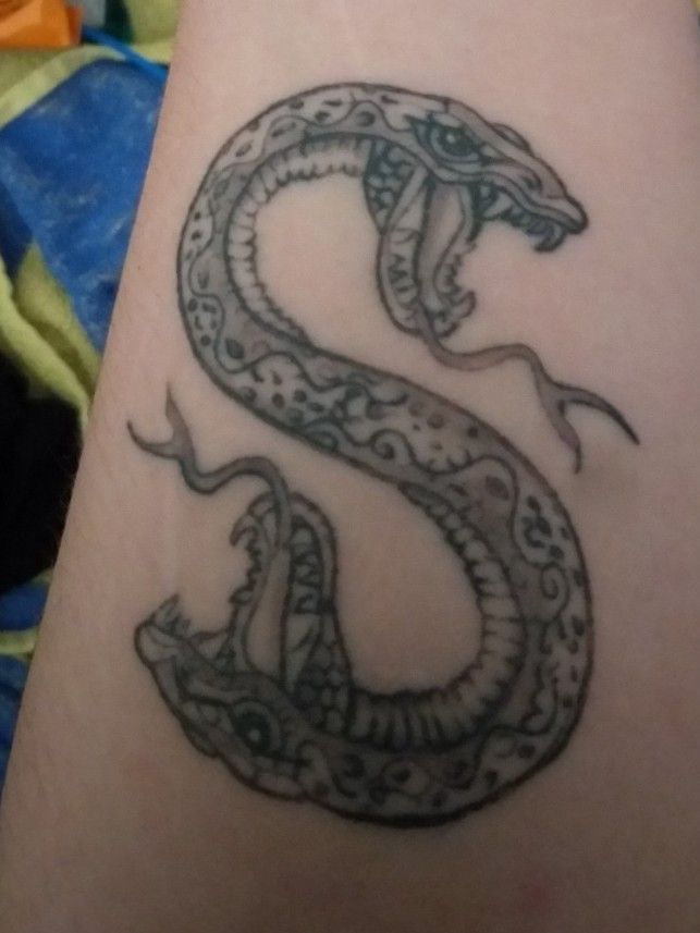 Zebra Tattooz no Twitter riverdale serpents tattoo done by Leana  earlier this month   zebratattooz zebratattoozstreetsboro  riverdaletattoo southsideserpents serpentstattoo  southsideserpentstattoo snakes snaketattoo snake innerarmtattoo 